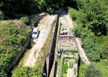 22 - Portion of a house Via Felice Cascione 19, Ventimiglia - photo 11
