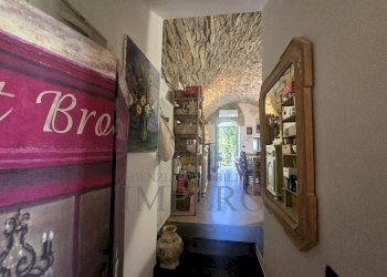 1 - Portion of a house Via Felice Cascione 19, Ventimiglia - photo 16