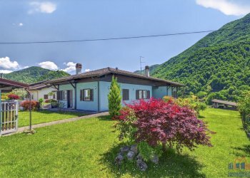 DSC00509 - Villa Via Mocenigo 13, Vestone - foto 1