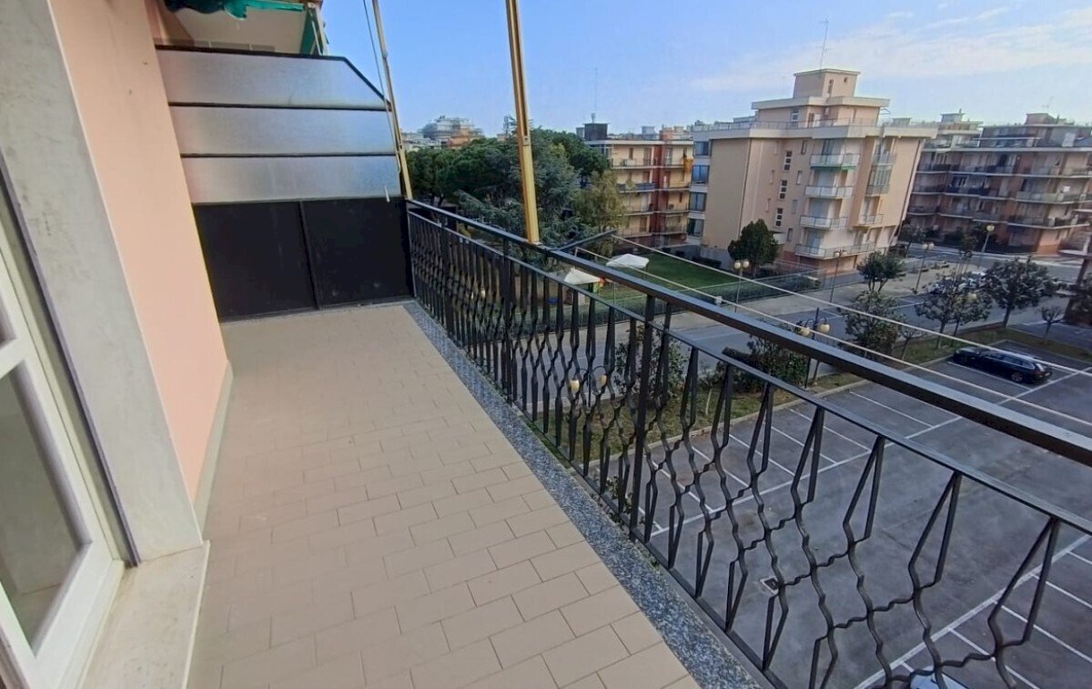 00-balcone - Three-room apartment Borghetto Santo Spirito - photo 1