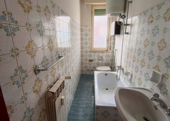 09-bagno - Trilocale Borghetto Santo Spirito - foto 10