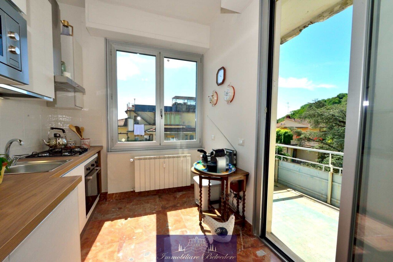 Ap_grande_006.JPG - Four-room apartment Via Gozzoli, Firenze - photo 1