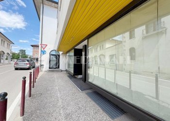 BS-184-RV - Locale Commerciale Via Marconi 1, Caneva - foto 1