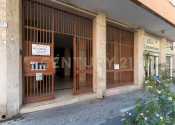 Bottega Abruzzi 54 (2) - Appartamento Via Duca Degli Abruzzi 54, Catania - foto 2