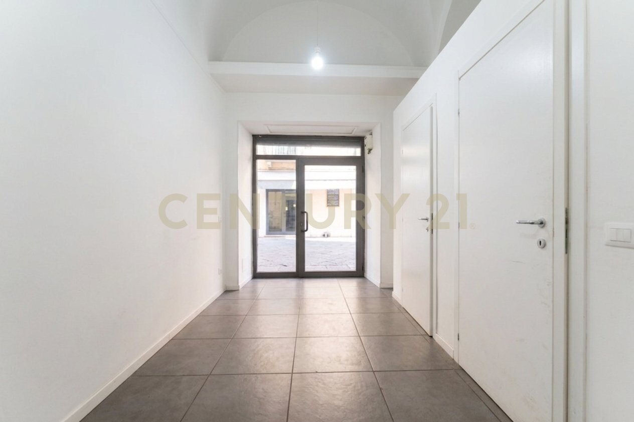 9 - Locale Commerciale Via Penninello 51, Catania - foto 3