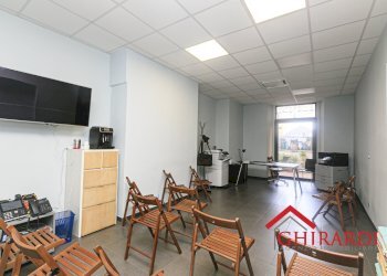 1.1 UFFICIO 1 - Warehouse Via Vado, Genova (neighborhood Sestri Ponente) - photo 2