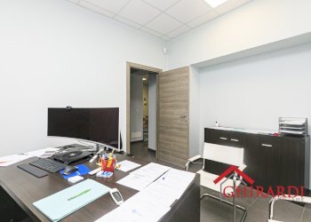 2.2 UFFICIO 2 - Warehouse Via Vado, Genova (neighborhood Sestri Ponente) - photo 9