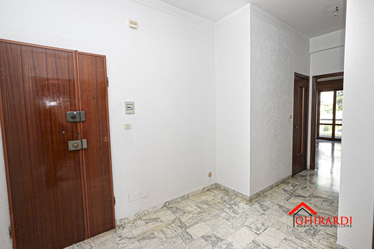 1.1 ingresso.jpg - Appartamento TRAVERSA ALLA COSTA 4, Genova (zona Sestri Ponente) - foto 2
