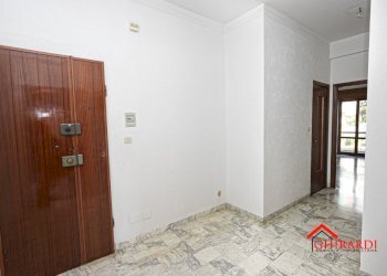 1.1 ingresso.jpg - Appartamento TRAVERSA ALLA COSTA  4, Genova (zona Sestri Ponente) - foto 2