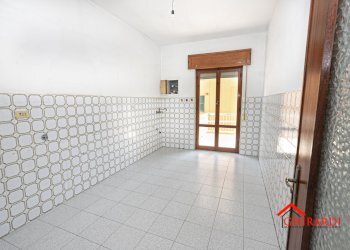 3.0 cucina.jpg - Appartamento TRAVERSA ALLA COSTA  4, Genova (zona Sestri Ponente) - foto 8