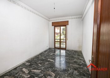 5.0 camera2.jpg - Appartamento TRAVERSA ALLA COSTA  4, Genova (zona Sestri Ponente) - foto 17