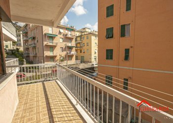 9.2 balcone.jpg - Appartamento TRAVERSA ALLA COSTA  4, Genova (zona Sestri Ponente) - foto 29