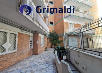 area condominiale - Appartamento Via Nicola Fasano 5, Pozzuoli - foto 24