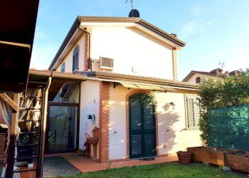 20180123_155634.jpg - Townhouse Sarzana - photo 1