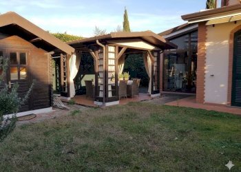 49781afe-21f9-4a36-bb90-1d3a2bad923d - Townhouse Sarzana - photo 6