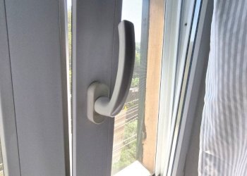 particolare finestre pvc - Appartamento Via Natale Gallino 29, Genova (zona Pontedecimo) - foto 21