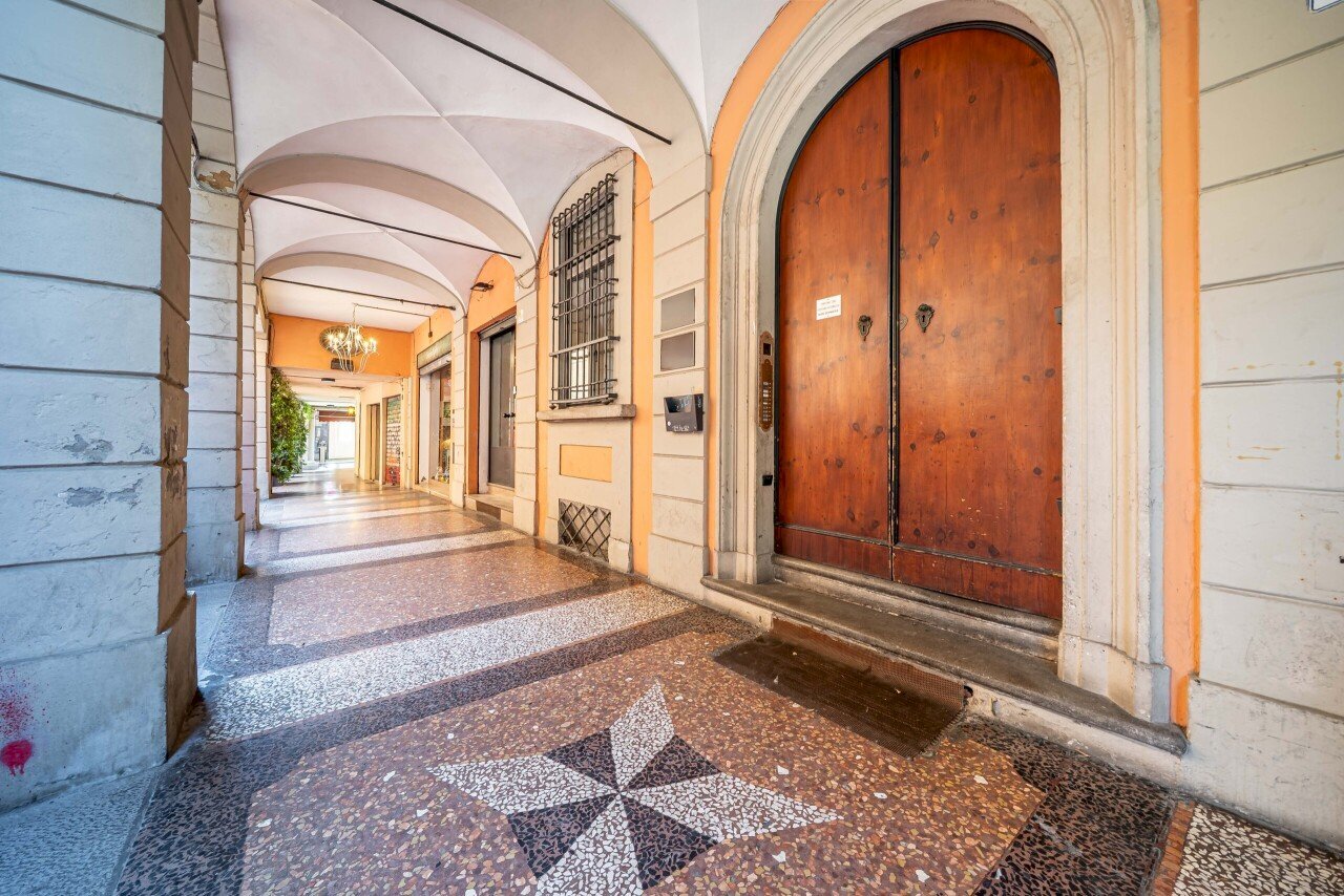 Foto-32 - One-room apartment Via dell'Abbadia 4b, Bologna (neighborhood Centro Storico) - photo 3