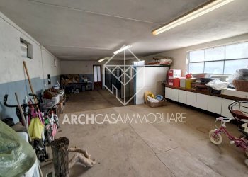 interno - Warehouse Via Cuneo, Peveragno - photo 8