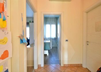 Three-room apartment Via Clemente Monari, Forlì - photo 4
