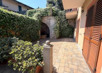 One-room apartment Pinerolo - photo 2