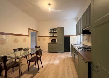 Apartment - Carlo Cattaneo, 6, Verona (neighborhood Centro Storico) - photo 9