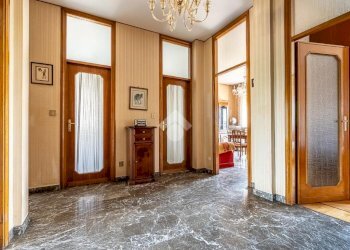 Four-room apartment Via giacomo leopardi, Collegno - photo 5