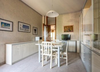 Four-room apartment Via giacomo leopardi, Collegno - photo 8