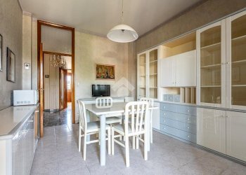 Four-room apartment Via giacomo leopardi, Collegno - photo 9