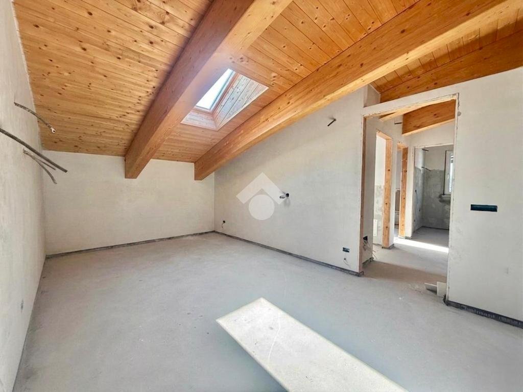 Four-room apartment Via XXV Aprile, Orbassano - photo 2