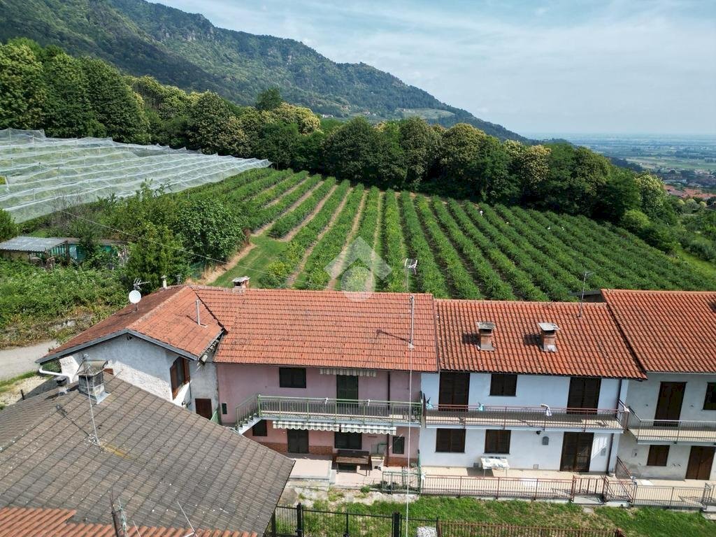 Villa a Schiera Via ai Monti, Envie - foto 1