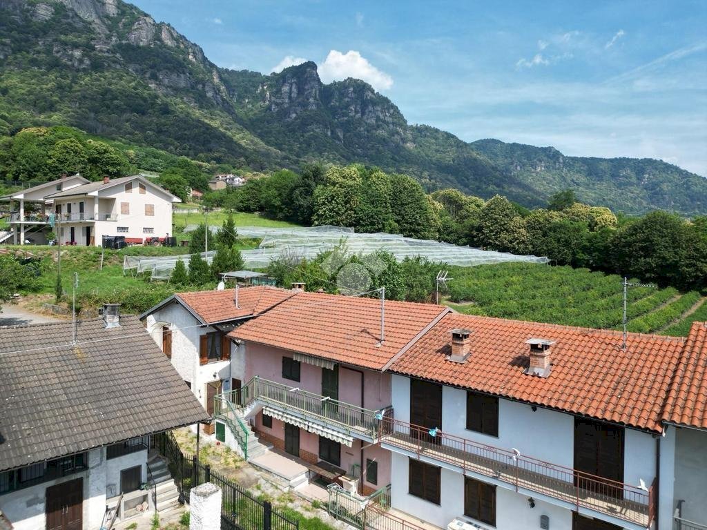 Villa a Schiera Via ai Monti, Envie - foto 3