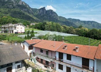 Villa a Schiera Via ai Monti, Envie - foto 3