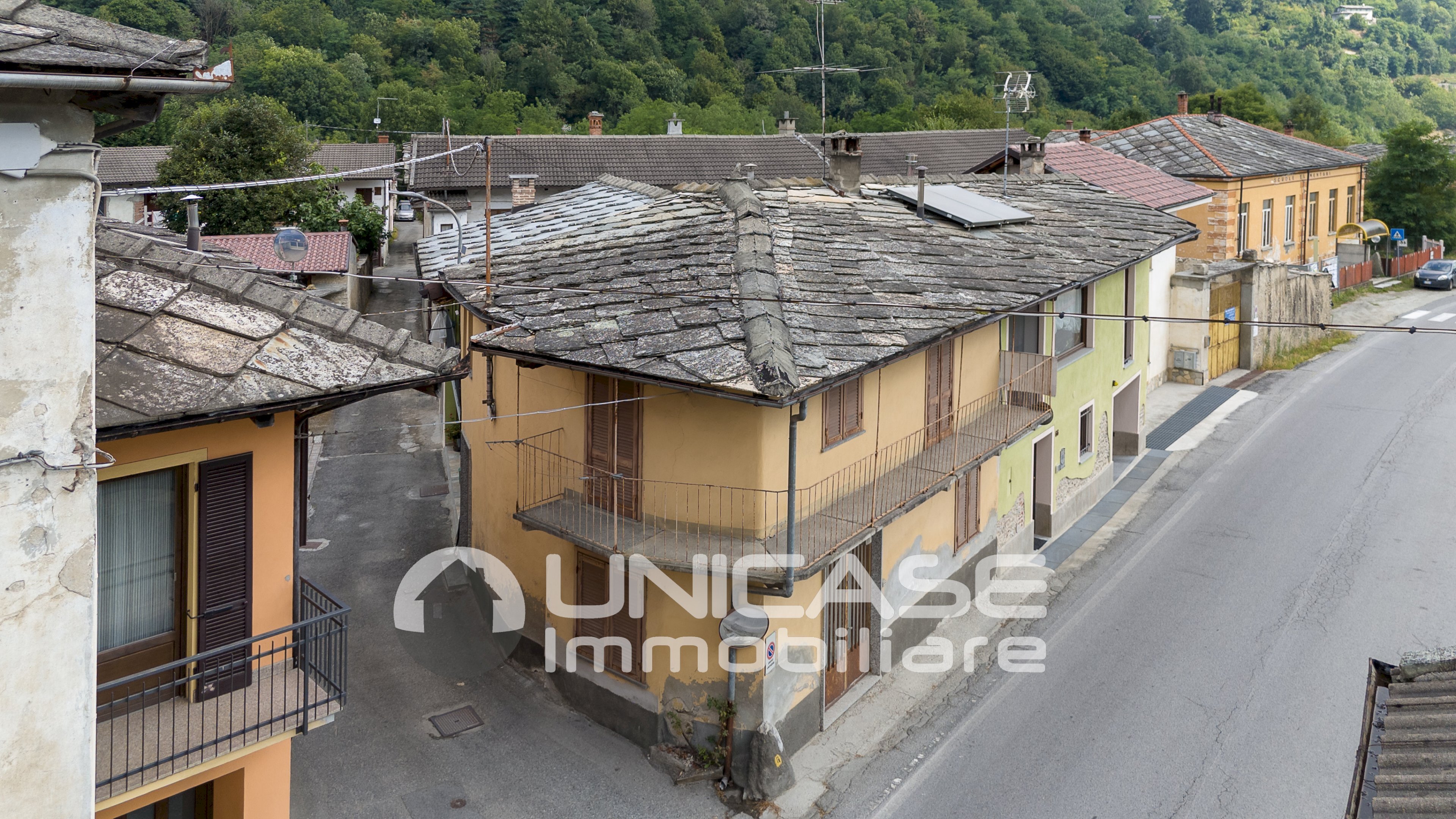 Independent house Via Paesana, 108, Barge - photo 1