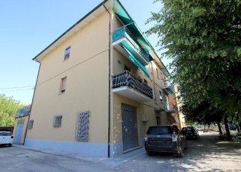 Two-room apartment Sala Bolognese - photo 1
