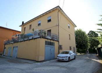 Two-room apartment Sala Bolognese - photo 2