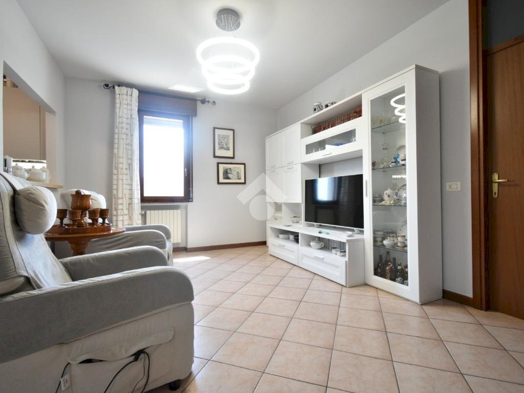 Three-room apartment Via Flavio Biondo, Savignano sul Rubicone - photo 3