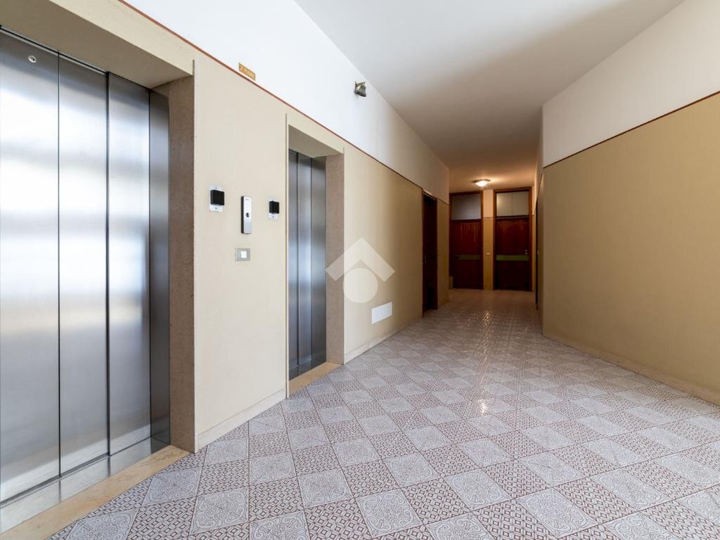 Three-room apartment Viale G. Carducci, Cesenatico - photo 2