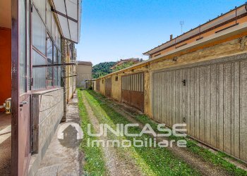 Four-room apartment Via Campo Sportivo, 8, Barge - photo 27