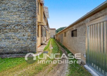 Four-room apartment Via Campo Sportivo, 8, Barge - photo 5