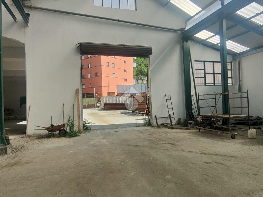 Shed via vezzani, Genova (neighborhood Rivarolo) - photo 2