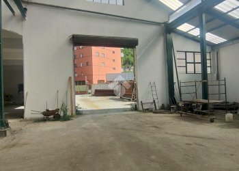 Shed via vezzani, Genova (neighborhood Rivarolo) - photo 2