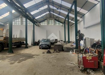 Shed via vezzani, Genova (neighborhood Rivarolo) - photo 4