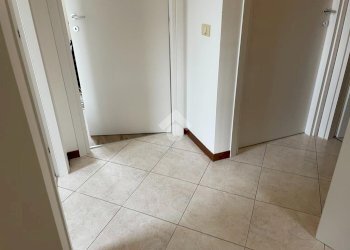 Three-room apartment Via verona, Parma (neighborhood San Leonardo) - photo 24