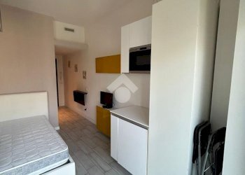 One-room apartment Bastioni di Porta Nuova, Milano - photo 15