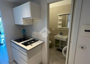 One-room apartment Bastioni di Porta Nuova, Milano - photo 17