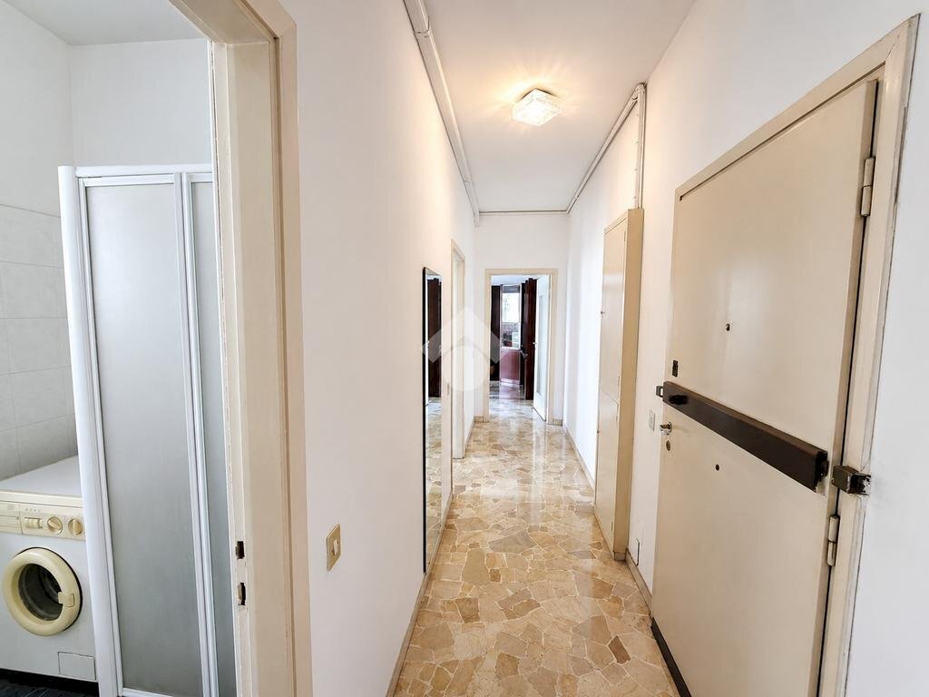 Three-room apartment Via Prinetti, Milano (neighborhood Turro) - photo 2