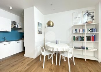 Two-room apartment Via Benaco, Milano (neighborhood Ticinese) - photo 1