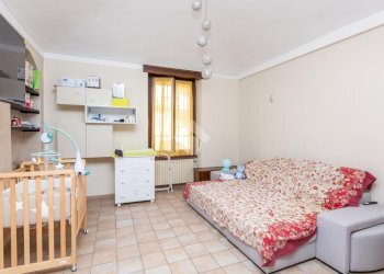 Three-room apartment Via Borgosesia, Torino (neighborhood Parella) - photo 5