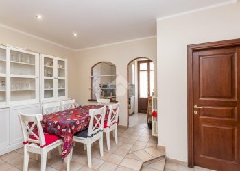 Three-room apartment Via Borgosesia, Torino (neighborhood Parella) - photo 9