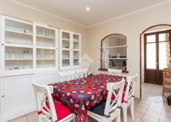 Three-room apartment Via Borgosesia, Torino (neighborhood Parella) - photo 10